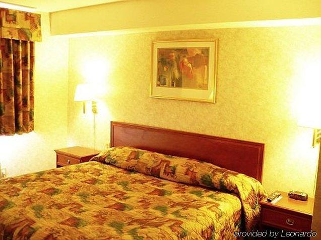 Lexington Inn & Suites-وندسور الغرفة الصورة